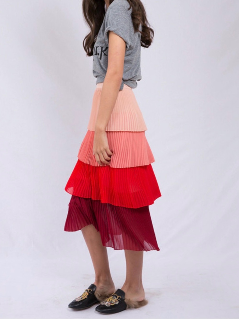 DELFI COLLECTIVE
LAUREN TIERED PLEATED SKIRT small